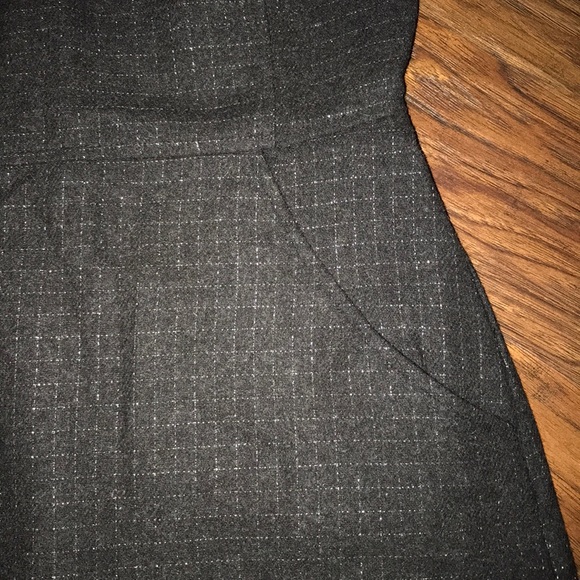 Charcoal and silver checkered sleeveless dress - Picture 3 of 4